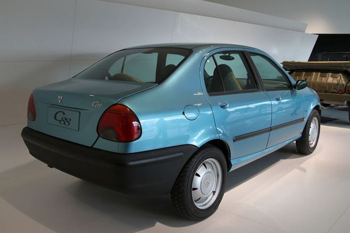 Để có thể giải quyết khó khăn về tài chính, Porsche đã tham gia cuộc thi này cùng nhiều hãng xe khác. Quy định của cuộc thi đó là chiếc xe được thiết kế ra phải có giá thật rẻ và 5 chỗ ngồi. Sau khi chính phủ Trung Quốc công bố cuộc thi, Porsche đã chỉ mất 4 tháng để tạo ra chiếc C88 từ con số 0 và trưng bày nó tại triển lãm ôtô Bắc Kinh ngay trong năm 2004.