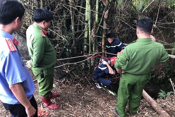 Mẩu thiếp mời tố sát nhân giết nữ sinh, vùi xác trong hang