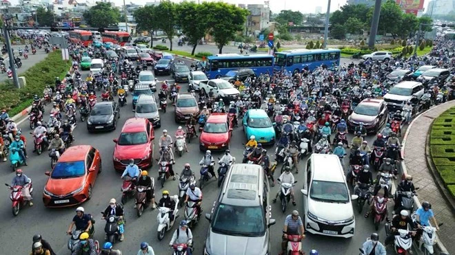 TPHCM: Kiểm soát khí thải toàn bộ ô tô, xe máy trước 2030