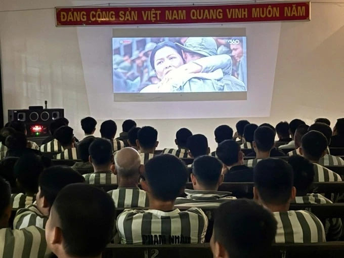 Bộ Công an đề xuất buồng tạm giam có máy chiếu xem truyền hình