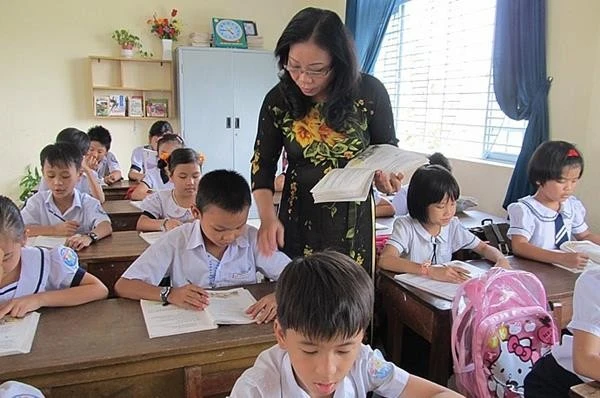 Giáo viên được nghỉ hưu muộn tới 10 năm theo quy định mới