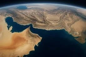 Iran công bố video tàu Mỹ suýt bị phá hủy ở eo biển Hormuz