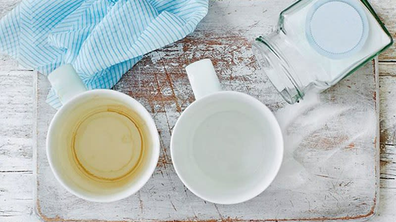  Mẹo hay đánh bay vết ố của trà và cà phê trên cốc chén ảnh 1