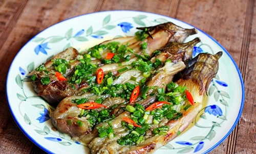 Bí quyết làm cà tím nướng mỡ hành ngon không ai bằng