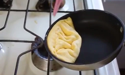Mẹo rán trứng ngon và độc đáo chưa từng thấy