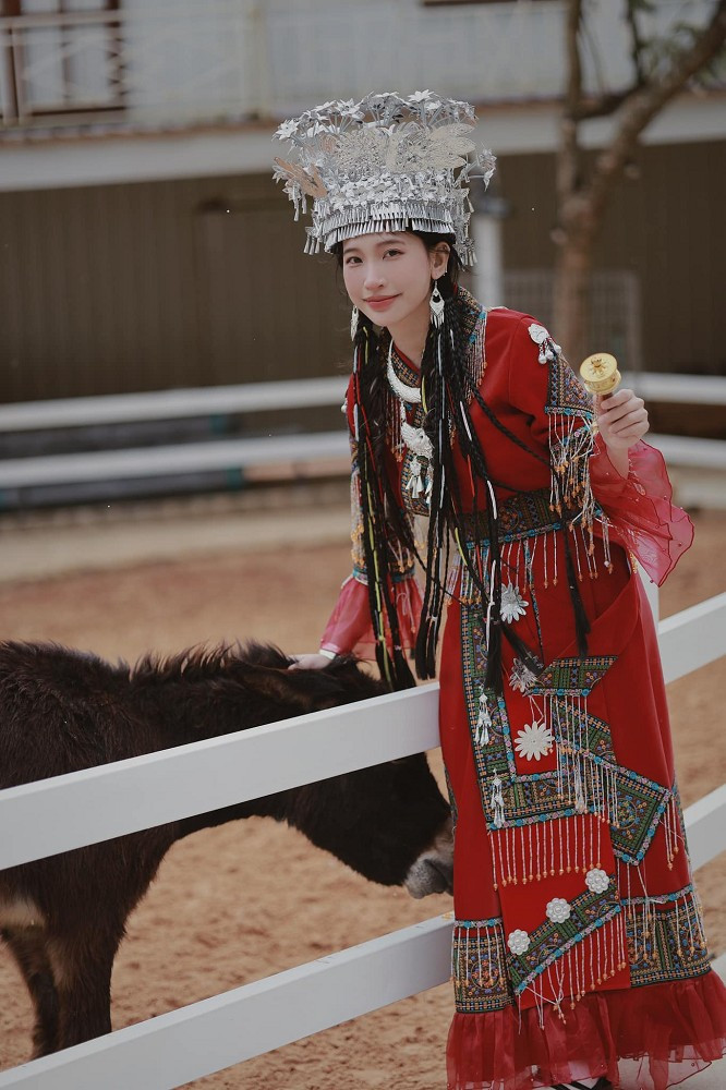 Câu trả lời khiến mọi người “đứng hình” là: “Lấy cả hai!”, nhận được hàng nghìn lượt thích. st-6.png