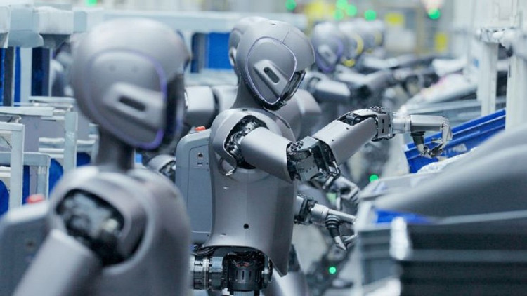 Se espera que para 2050, China posea 302 millones de robots humanoides, lo que equivale al 30% del total de robots a nivel mundial. ro-7.png