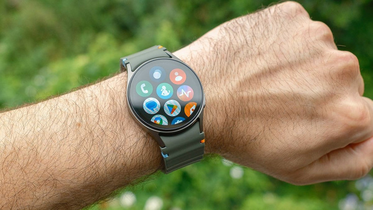 Samsung đang khiến cộng đồng người dùng bức xúc khi Galaxy Watch 7 không được cập nhật tính năng mới dù phần cứng giống hệt Watch 8. wa-1.png