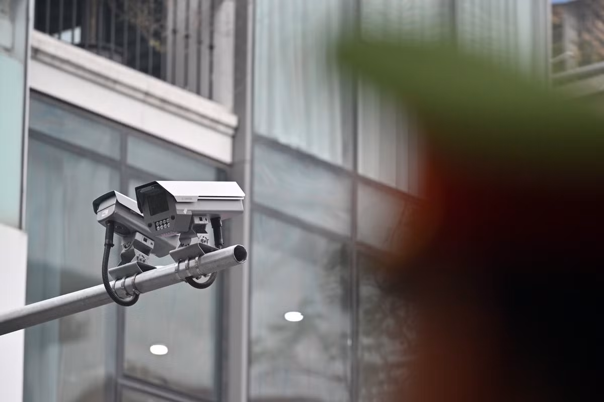 Giám sát hệ thống camera, độ phân giải cao được ví dụ như những "mắt thần" có thể ghi nhận các hình ảnh một cách sắc nét 24/24h.