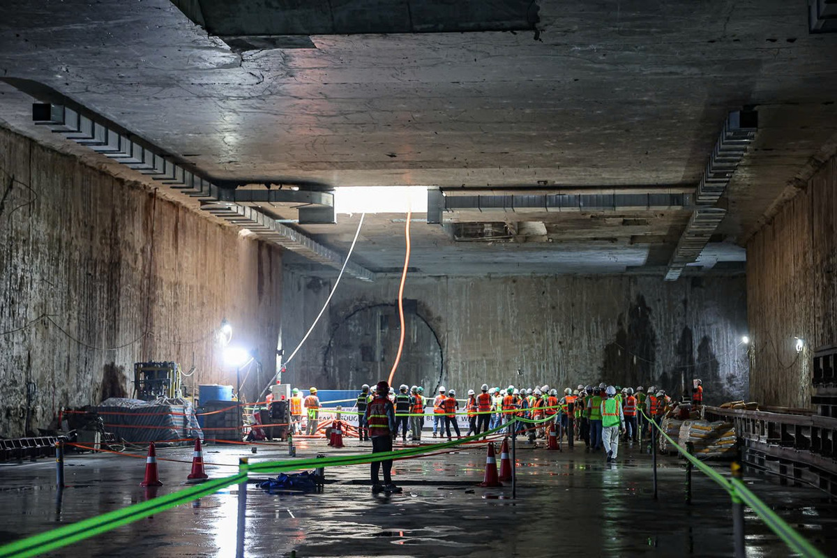 Dự án tuyến đường sắt đô thị Nhổn - ga Hà Nội là một trong những dự án giao thông trọng điểm của thành phố, góp phần giảm ùn tắc giao thông, cải thiện hệ thống vận tải công cộng và nâng cao chất lượng môi trường đô thị.