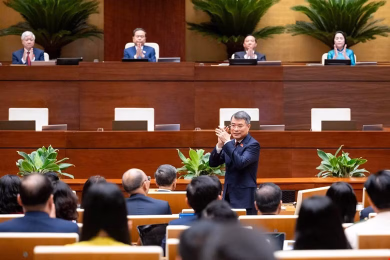 Thủ tướng Chính phủ Lê Minh Hưng tham dự Phiên khai mạc Kỳ họp không thường lệ lần thứ Nhất.