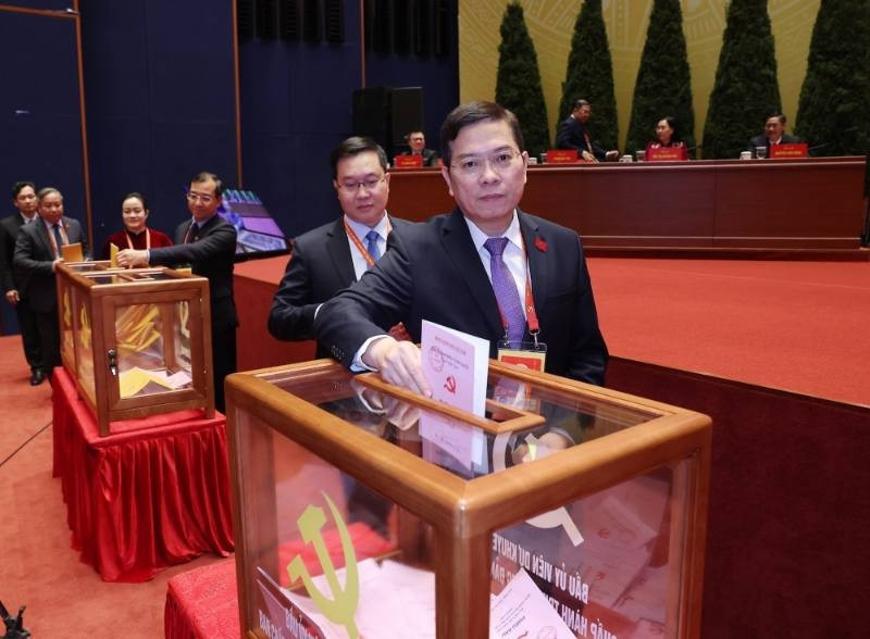 vna-potal-dai-hoi-xiv-cua-dang-bau-ban-chap-hanh-trung-uong-khoa-xiv-800-6.jpg