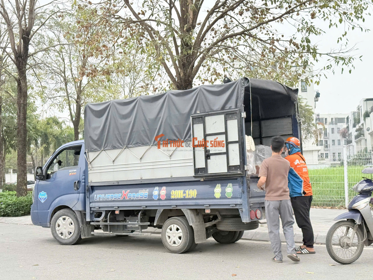 Trình duyệt của bạn không hỗ trợ hiển thị video. Mời quý độc giả xem video: Ngày đầu đăng kiểm theo quy định mới.