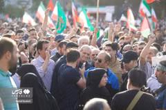 Tổng thống Iran tham gia biểu tình phản đối Mỹ, Israel