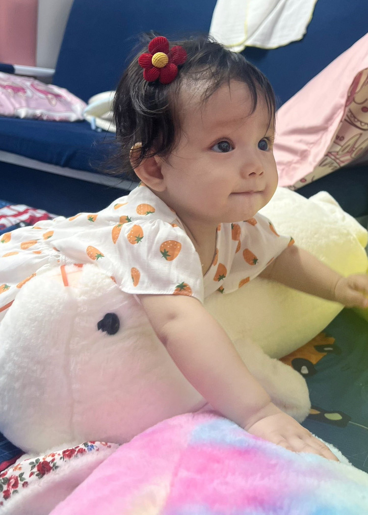 Nhờ vẻ ngoài đáng yêu, bé Melody chụp ảnh quảng cáo khi chưa tròn 1 tuổi. Ảnh: FB Bằng Cường. bangcuong4.jpg