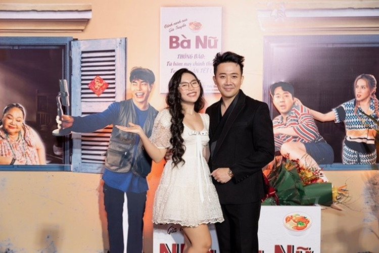 Phương Mỹ Chi cũng thường xuyên ủng hộ các dự án của Trấn Thành. Ảnh: Người Đưa Tin. thanh10.jpg