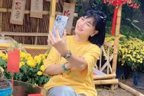 Bị chê kiểu tóc làm mặt đơ, Cát Phượng đáp trả cực gắt