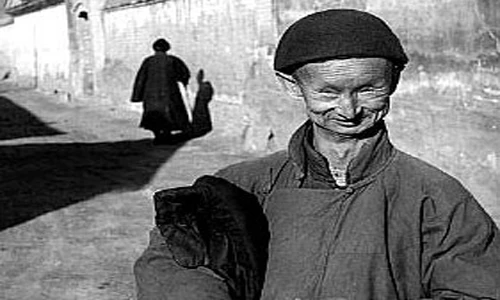 Nỗi bất hạnh khó thấu của thái giám TQ