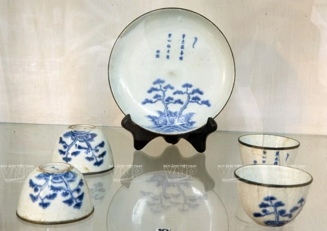 Bộ sưu tập cổ vật tuyệt đẹp của Vương Hồng Sển 