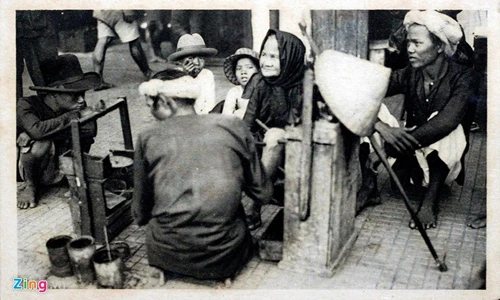 Loạt ảnh độc: Hàng rong Sài Gòn hơn 100 năm trước