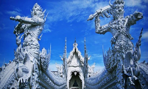 7 nơi thờ tự linh thiêng ấn tượng nhất TG 