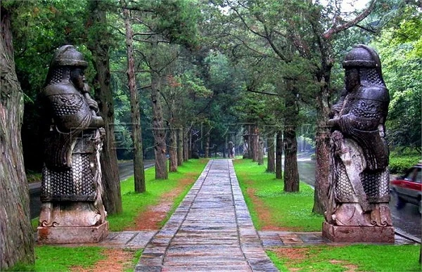 Sự thực đáng kinh ngạc trong lăng mộ lớn nhất TG