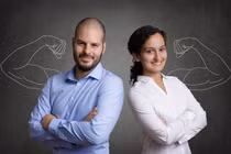 Vợ chồng khởi nghiệp cùng nhau, cơ hội hay thử thách?