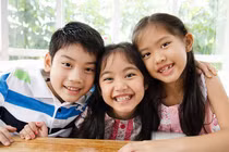 Dạy con yêu thương anh chị em