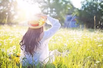 Đi tìm hạnh phúc trong những điều bình dị