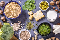 Tại sao nên ưu tiên protein thực vật trong bữa ăn hằng ngày?