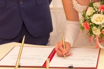 Kết hôn vì sợ muộn, liệu có mang lại hạnh phúc?