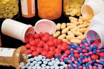 Nguy cơ âm thầm từ thói quen uống thuốc giảm đau