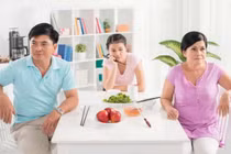 'Ngôi nhà im lặng' khiến tuổi thơ trẻ âm thầm tổn thương