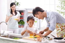 Cha mẹ không cần hoàn hảo, chỉ cần đủ yêu thương