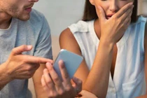 Ngoại tình để tìm cảm giác được lắng nghe