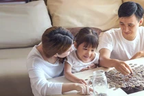Cha mẹ cần làm gì để chuẩn bị tài chính vững chắc cho con?