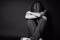 Cha mẹ làm gì để bảo vệ con khỏi bị xâm hại?