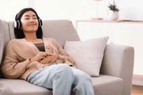 Tìm lại sự bình an trong tâm trí nhờ âm nhạc và thiền định