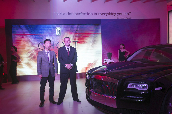 Trong sự kiện ra mắt tại Hà Nội, ông Đoàn Hiếu Minh - Chủ tịch đại lý Rolls-Royce Motor Cars Hà Nội cho biết: "Với buổi ra mắt dòng xe Ghost Series II lần này, chúng tôi tin tưởng vào sự thành công của dòng xe này tại Việt Nam".