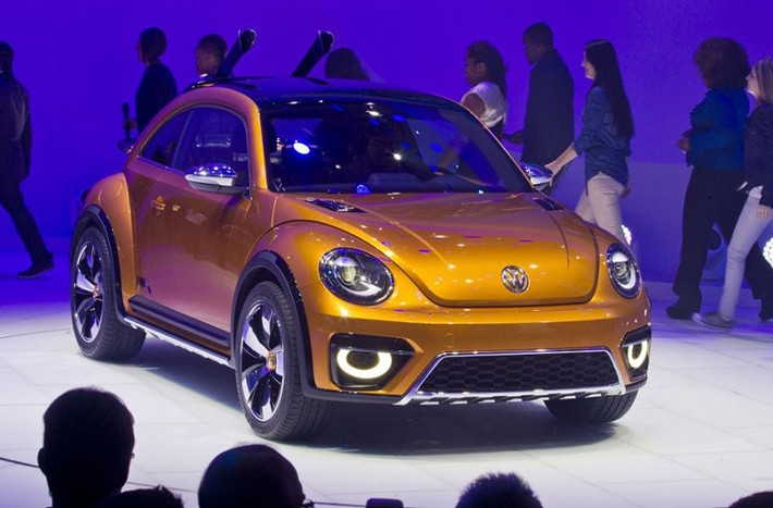 Chiếc Volkswagen Beetle Dun vẫn giữ được dáng vẻ đặc trưng của dòng Volkswagen nhưng thêm nhiều chi tiết khác tăng phần tiện nghi cho người lái.