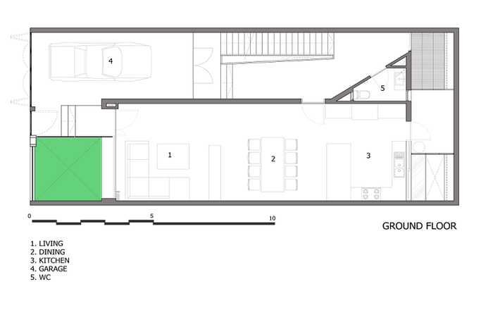 Mặt bằng tầng trệt gồm phòng khách, phòng ăn, bếp, sân ướt, khu vệ sinh nhỏ và garage để xe.