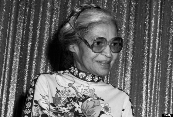 Rosa Parks: Huyền thoại của Quyền Dân chủ từng từ chối nhường chỗ trên xe buýt cho một người da trắng năm 1955 cũng là một người hướng nội. Nhà tâm lý Susan Cain viết: Tôi vẫn tưởng tượng Rosa Parks là một phụ nữ cứng rắn, người dễ dàng đứng trên nóc xe buýt trước bao cặp mắt hành khách. Nhưng khi bà mất năm 2005 thọ 92 tuổi, người ta mô tả bà trong điếu văn: ăn nói nhẹ nhàng, ngọt ngào, vóc dáng nhỏ bé. Họ nói bà là người "rụt rè và nhút nhát" nhưng có "sự can đảm của một con sư tử", "khiêm nhường tận cùng" và "dũng cảm tuyệt đối".