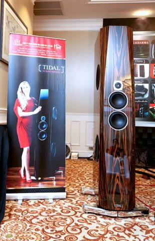 Loa Tidal Agoria Platinum Edition mức giá "khủng" 2,7 tỷ đồng. Ảnh: Bách Cương.
