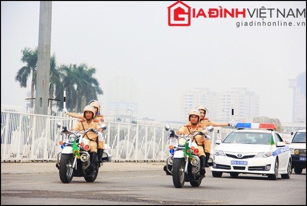 Đây là hình ảnh các nữ CSGT dẫn đoàn thuộc Phòng hướng dẫn tổ chức, điều khiển giao thông và dẫn đoàn (P5), C67, Bộ Công an.
