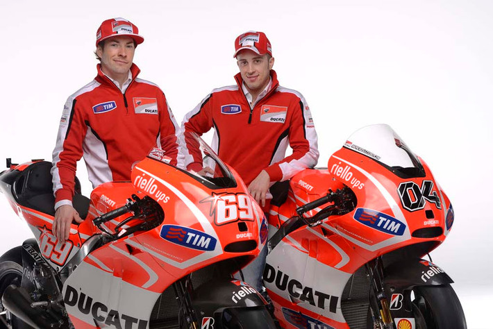 Vốn định đưa Ducati Desmosedici GP7 về Việt Nam nhưng đến phút chót, Ban tổ chức Vietnam Motorbike Festival lại quyết định mang phiên bản Ducati Desmosedici mới nhất của đội đua Ducati – phiên bản GP13 do chính tay đua Nicky Hayden cầm lái