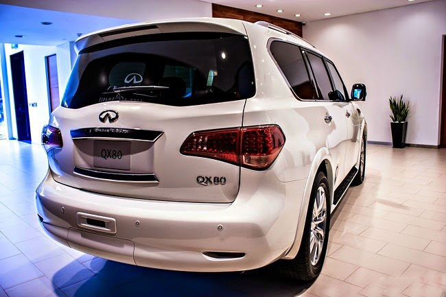Xe toát lên vẻ lịch lãm và sang trọng, là phiên bản hoàn hảo cho những người đang tìm kiếm kiểu dáng phù hợp, rộng rãi và cảm giác lái thoải mái phóng khoáng.