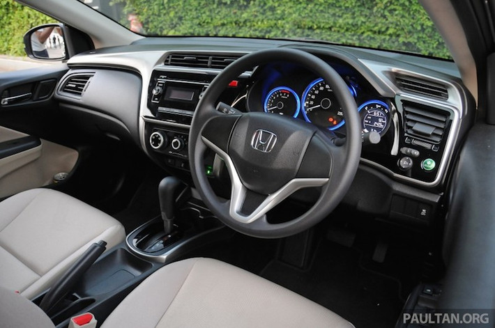 Vô lăng Honda City 2014.