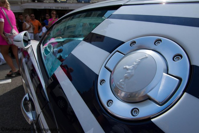 Bugatti Veyron L'Or Blanc vẫn được trang bị động cơ tương tự như phiên bản Grand Sport tiêu chuẩn. "Trái tim" của xe là động cơ W16 dung tích 8.0 lít, công suất 1.001 mã lực, cho khả năng tăng tốc từ 0-100 km/h trong 2,5 giây, trước khi đạt tốc độ tối đa 407 km/h.