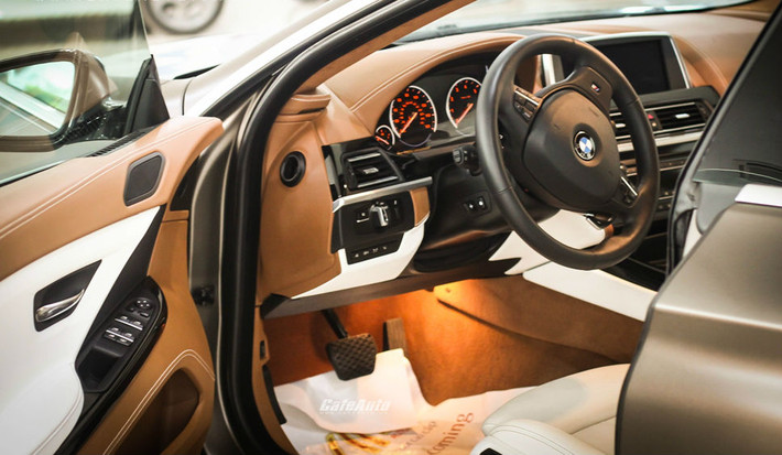 Thiết kế nội thất của 650i Gran Coupe là sự kết hợp giữa tính thể thao và sự sang trọng khi sử dụng những vật liệu đặc biệt và một số chi tiết độc đáo như ghế lái thể thao bọc da, điều khiển điện đa hướng, có tích hợp chức năng masage. Trần xe bọc vật liệu Alcatara đắt tiền. Phiên bản M-sport còn được trang bị thêm hệ thống âm thanh hàng hiệu Bang & Olufsen.