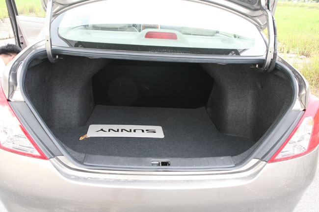 Xe có giá bán 458 triệu đồng cho phiên bản 1.5 MT - phiên bản taxi và 538 triệu đồng cho phiên bản 1.5 XL MT.